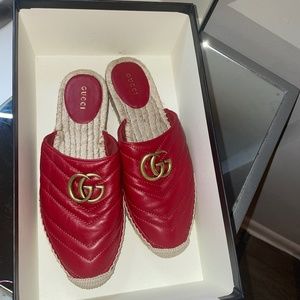 GUCCI Nappa Charlotte Hibiscus Red Leather GG Marmont Espadrille Mules Size 37